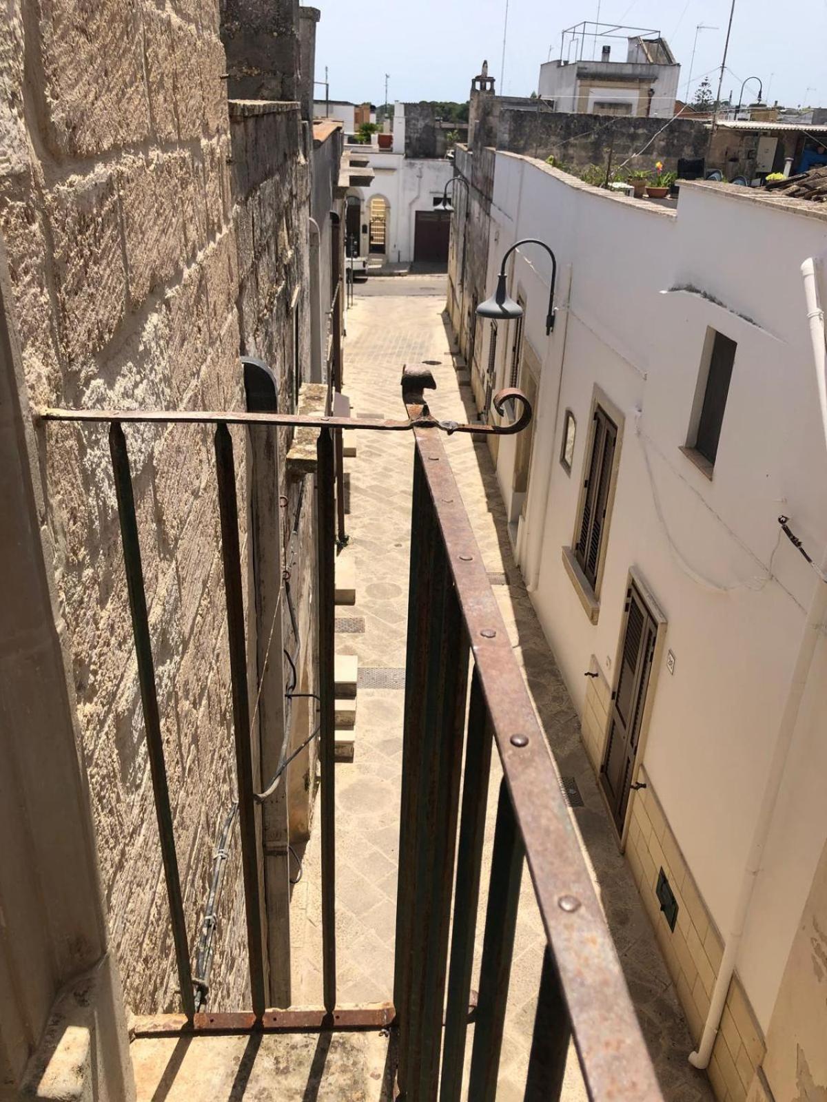 Odegos Monolocali Vico Sant'Antonio Vila Carpignano Salentino Exterior foto