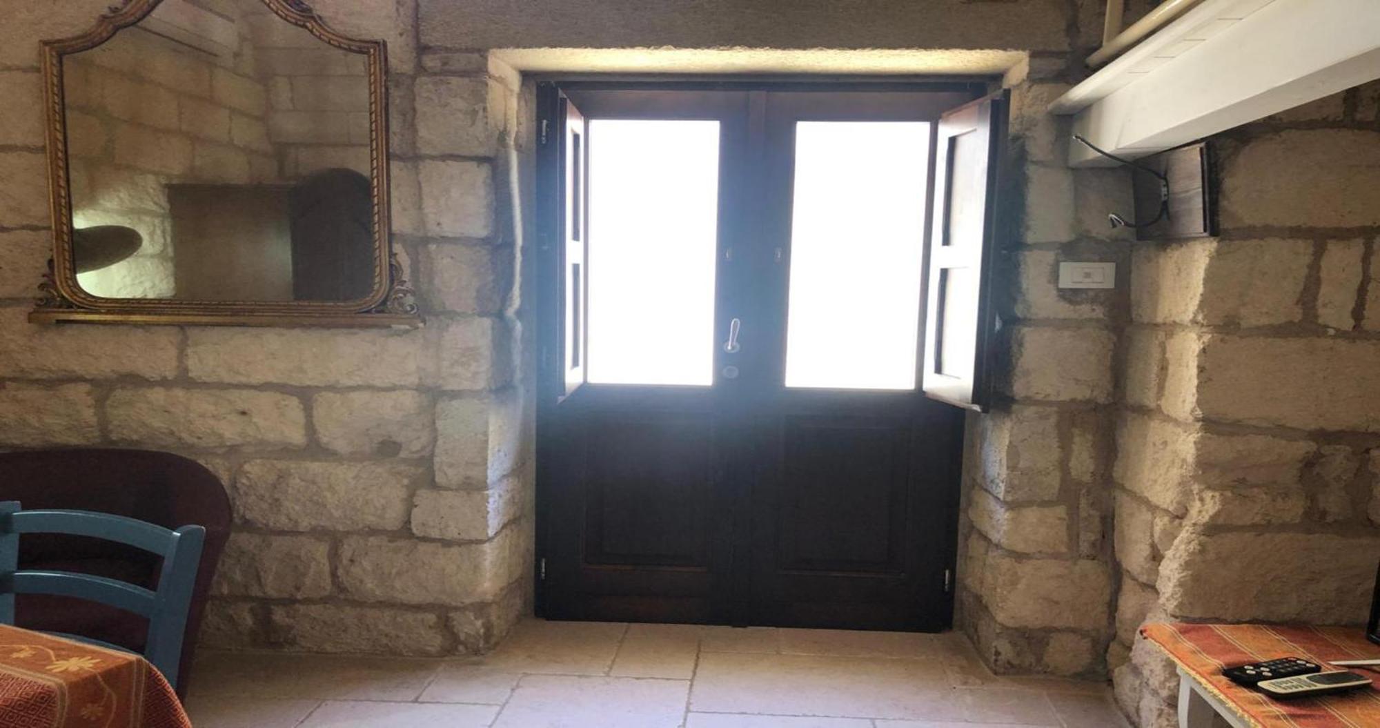Odegos Monolocali Vico Sant'Antonio Vila Carpignano Salentino Exterior foto